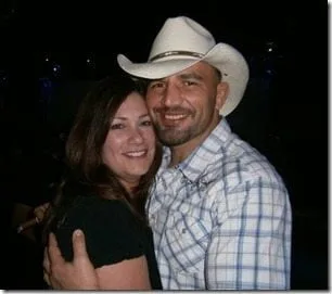 glover teixeira-wife glover teixeira-wife